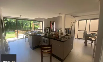 Casa Condominio para Venda - 300m², 3 dormitórios, sendo 3 suites, 4 vagas - Terra Ville