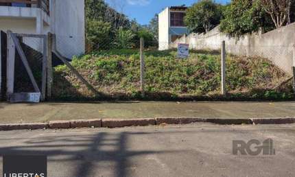 Terreno à venda na Rua Altos da Amapá, 85, Vila Nova, Porto Alegre