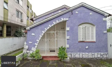Casa para Venda - 0.01m², 5 dormitórios, 10 vagas - Petrópolis