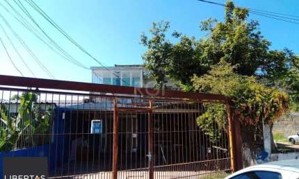 Casa para Venda - 300m², 2 dormitórios, 2 vagas - Vila Nova