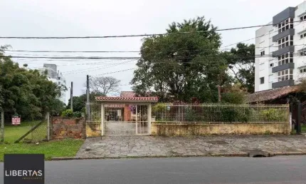 Casa para Venda - 231.72m², 4 dormitórios, sendo 1 suites, 3 vagas - Tristeza