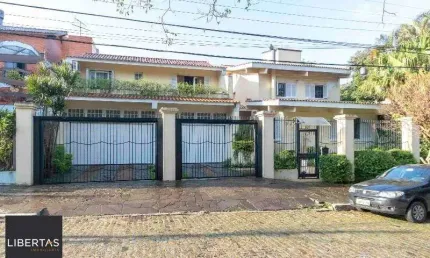 Casa para venda - 420m², 5 dormitórios, sendo 2 suites, 6 vagas - nonoai