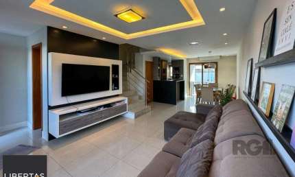 Casa para Venda - 135m², 3 dormitórios, sendo 1 suites, Hípica