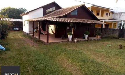 Casa com 3 quartos à venda na Beco do Paladino, 39, Campo Novo, Porto Alegre