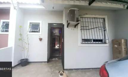 Casa com 2 quartos à venda na Rua Milton Dos Santos Martins, 41, Restinga, Porto Alegre