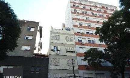 Apartamento de 1 dormitório, REFORMADO - Cód. RP342815