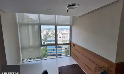 Conjunto/Sala para Venda - 48m², 0 dormitórios, Moinhos de Vento