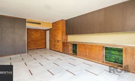 Apartamento imenso no bairro petrópolis! 232m2 privativos e 3 vagas de garagem