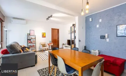 Apartamento 2 dormitórios e 2 vagas de garagem no bairro rio branco