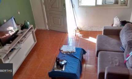 Casa 03 dormitórios e 2 vagas, no bairro Restinga, em Porto Alegre!