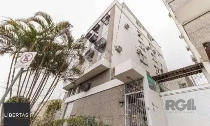 sala comercial transformada em Stúdio com mezanino de 1 dormitório