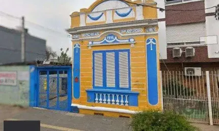 Compre propriedade para fins residenciais e comerciais localizada na rua Joaquim Nabuco