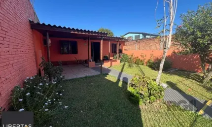Casa com 2 quartos à venda na Rua Ozório José Martins, 200, Campo Novo, Porto Alegre