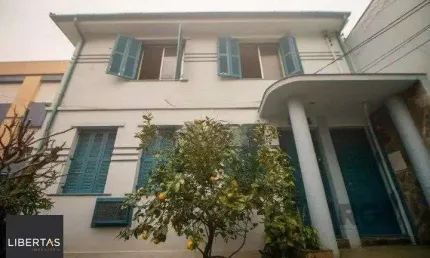 Casa com 4 quartos à venda na Rua Sete de Abril, 334, Floresta, Porto Alegre