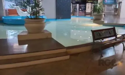 Ponto comercial à venda na Rua Mostardeiro, 333, Rio Branco, Porto Alegre