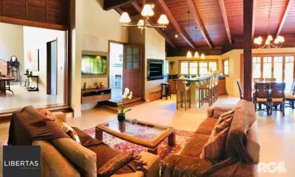 Casa em condomínio fechado com 7 quartos à venda na Avenida da Cavalhada, 5205, Cavalhada, Porto Alegre