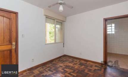 Apartamento com 3 quartos à venda na Rua Carlos Ferreira, 305, Teresópolis, Porto Alegre