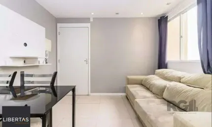 Apartamento de 2 dormitórios de 42m², no bairro glória
