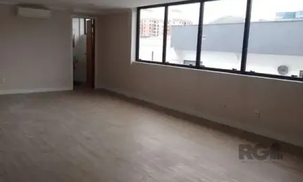 Sala comercial à venda na Avenida Teresópolis, 2956, Teresópolis, Porto Alegre