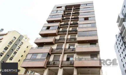 Apartamento na tristeza com três suítes e três vagas