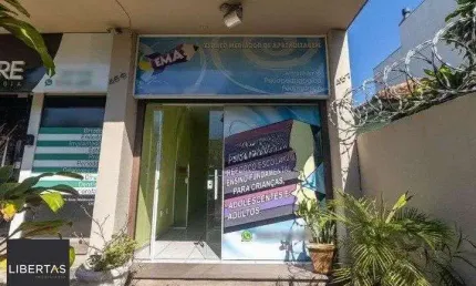 Sala comercial à venda na Rua Camaquã, 457, Camaquã, Porto Alegre