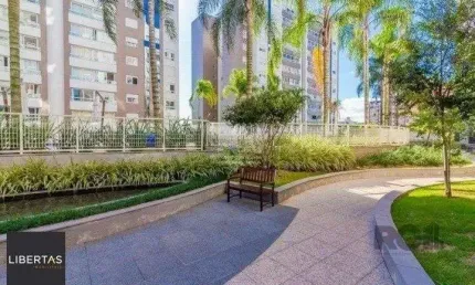 apartamento de 3 dormitórios, com 3 suítes no bairro Menino Deus