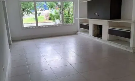 Casa com 3 quartos à venda na Rua Indianápolis, 332, Três Figueiras, Porto Alegre