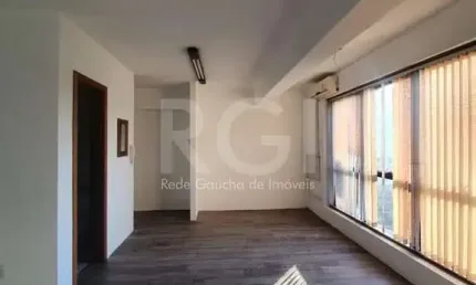 Conjunto/Sala para Venda - 30.09m², 0 dormitórios, Petrópolis.