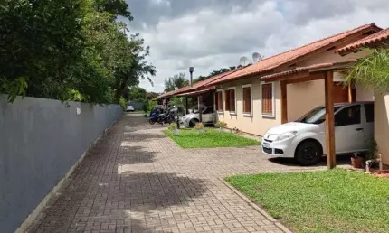 Casa em condomínio fechado com 2 quartos à venda na Rua das Espatódeas, 340, Ponta Grossa, Porto Alegre