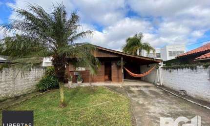 Casa com 2 quartos à venda na Rua Vitoldo Francisco Krolikowski, 123, Ponta Grossa, Porto Alegre