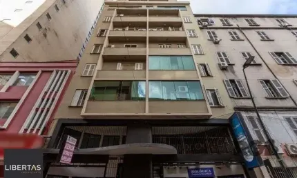 Apartamento 44m² - 1 dormitório no Centro Histórico