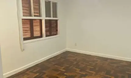APARTAMENTO STUDIO, COM VISTA PARA O GUAÍBA NO CENTRO HISTÓRICO