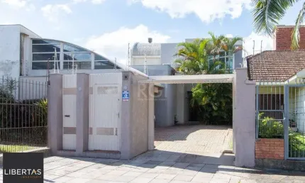 Casa com 4 quartos à venda na Rua Otávio Faria, 6, Teresópolis, Porto Alegre
