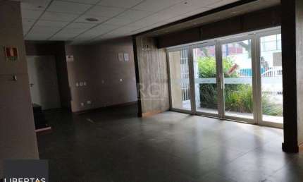 Casa comercial à venda com 383m² de área construída - Bairro Menino Deus