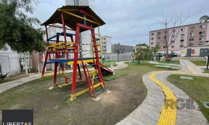 Apartamento com 2 quartos à venda na Avenida Edgar Pires de Castro, 2901, Hípica, Porto Alegre
