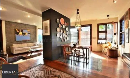 Casa para Venda - 276m², 3 dormitórios, sendo 1 suites, 5 vagas - Medianeira