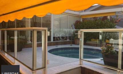 Casa para Venda - 230m², 3 dormitórios, sendo 3 suites, 3 vagas - Chácara das Pedras