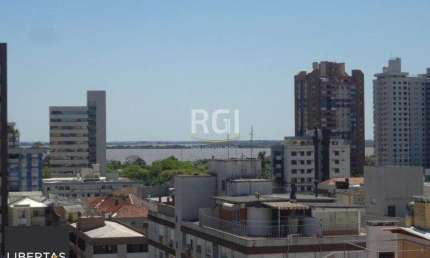 Cobertura para Venda - 267m², 3 dormitórios, sendo 1 suites, 2 vagas - Menino Deus