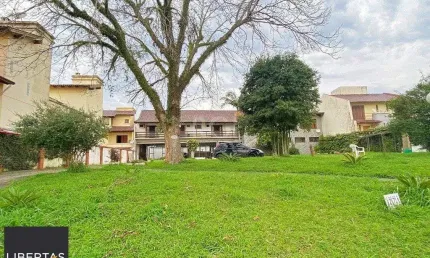 Casa para Venda - 840m², 7 dormitórios, sendo 3 suites, 8 vagas - Medianeira