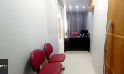 Sala comercial à venda na Praça Osvaldo Cruz, 15, Centro Histórico, Porto Alegre