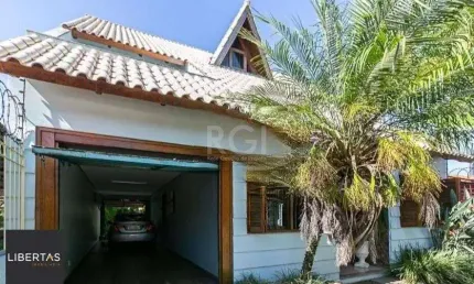 Casa para Venda - 336m², 4 dormitórios, sendo 1 suites, 2 vagas - Camaquã