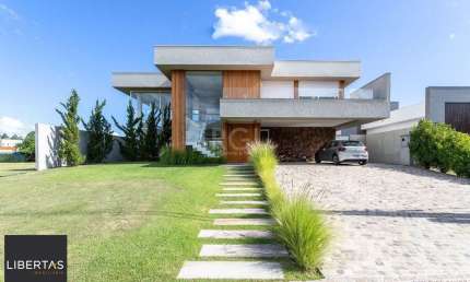 Casa Condominio para Venda - 380m², 3 dormitórios, sendo 3 suites, 6 vagas - Terra Ville