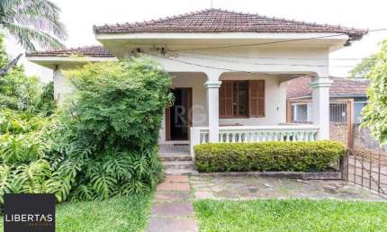 Terreno à venda na Avenida Vicente Monteggia, 2807, Cavalhada, Porto Alegre