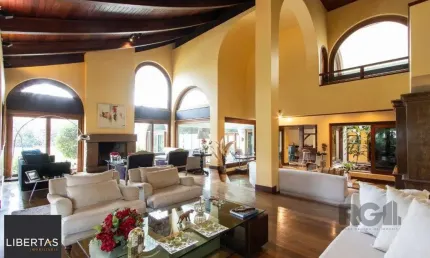 Casa para Venda - 645m², 4 dormitórios, sendo 4 suites, 11 vagas - Tristeza