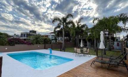 Casa Condominio para Venda - 320.3m², 4 dormitórios, sendo 4 suites, 4 vagas - Terra Ville