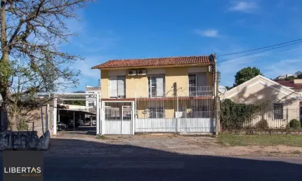 Casa Comercial para Venda - 112m², 3 dormitórios, 2 vagas - Medianeira