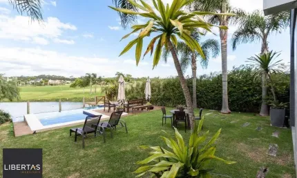 Casa Condominio para Venda - 339.3m², 4 dormitórios, sendo 4 suites, 6 vagas - Terra Ville