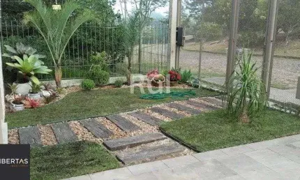 Casa para venda - 350m², 3 dormitórios, sendo 1 suites, 2 vagas - alto teresópolis