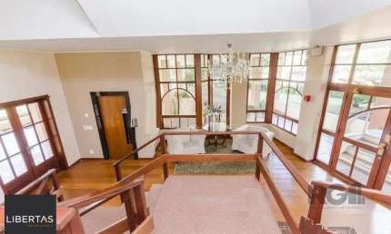 Vende-se luxuoso apartamento 4 quartos com 4 suítes, 2 vagas coberta, dependência completa, próximo da Encol - 306m² -  Auxiliadora
