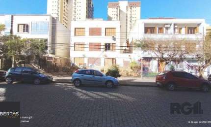 Apartamento de 01 dormitórios no Bairro Menino Deus